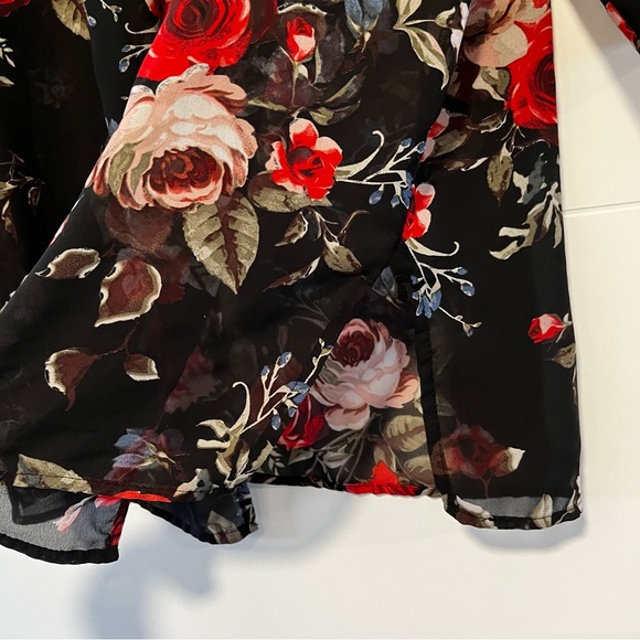 Open Floral Kimono Style Top - Picture 10 of 14